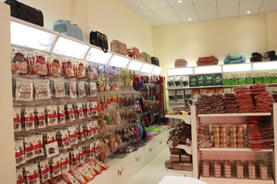 1476249125225350.jpg 样板店货架-6.JPG
